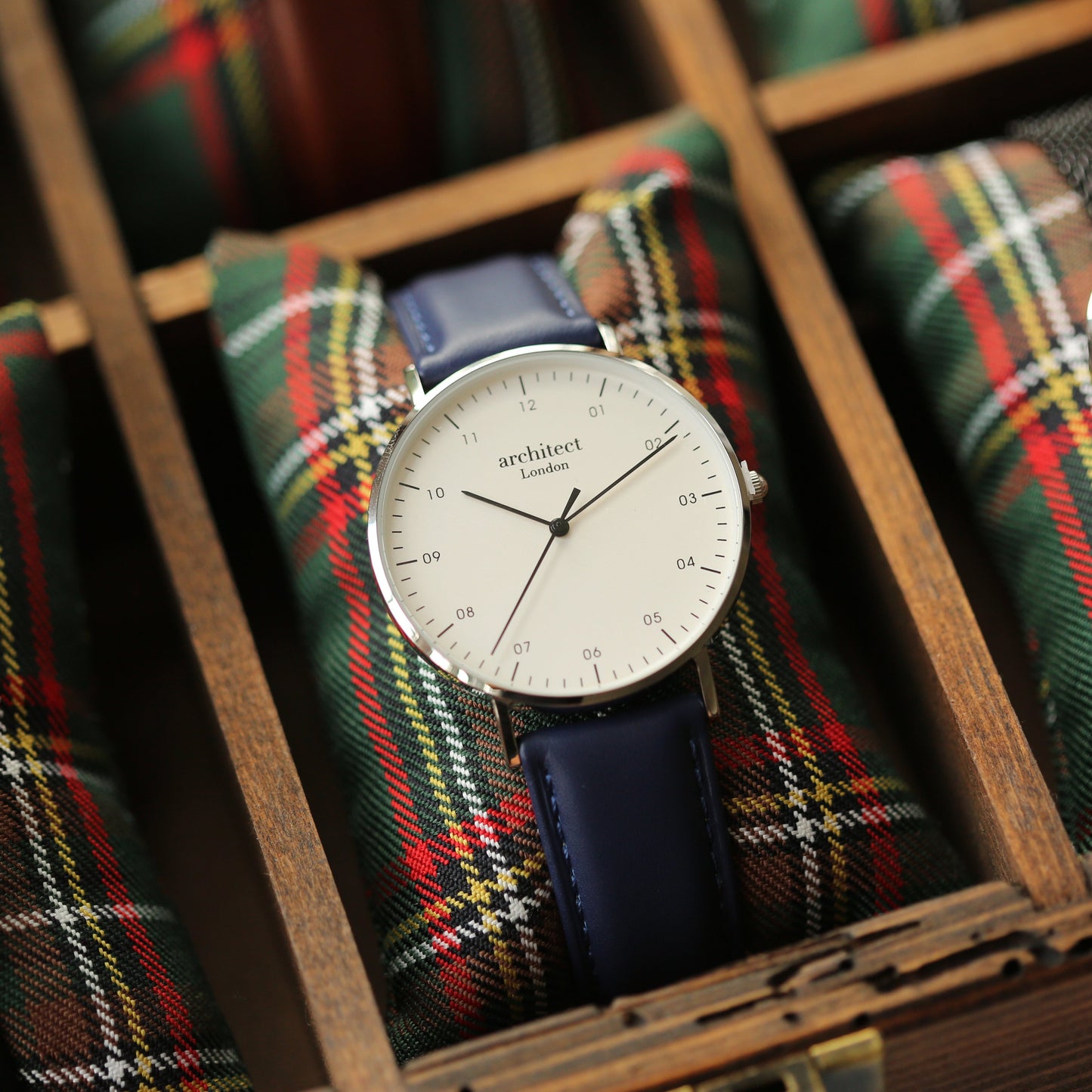 Handwriting Engraving - Men's Architect Zephyr + Admiral Blue Strap